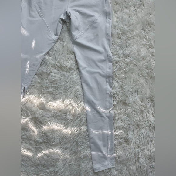 Forever 21 White Cutout Athletic Leggings Size XS - Picture 9 of 14